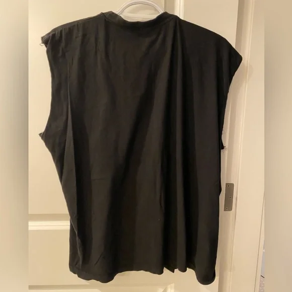 Tank - Size XL - Picture 5 of 5